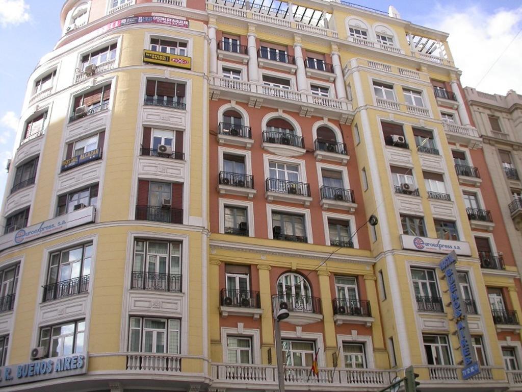 Hotel Hostal Buenos Aires Madrid Exterior foto